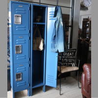 カリフォルニア輸入ロッカー