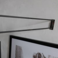 可動式で場所を取らないホルダー