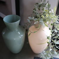 ファイヤーキングカラーが魅力なフラワーベース