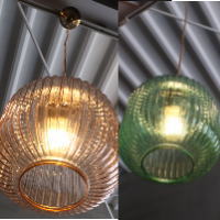 縦ラインガラスのGlaicerペンダントライト,グリーンカラー