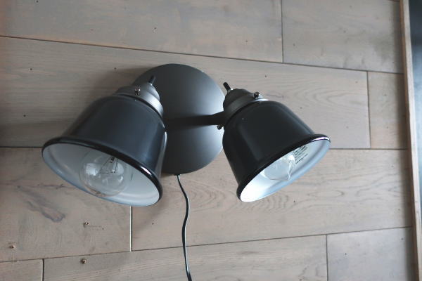 照明 工業系 コンセント