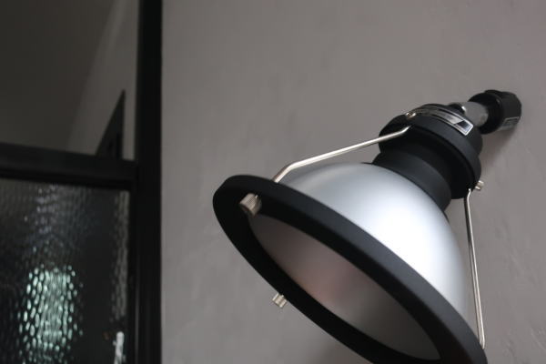 インダストリアル モダンシンプルなスポットライト