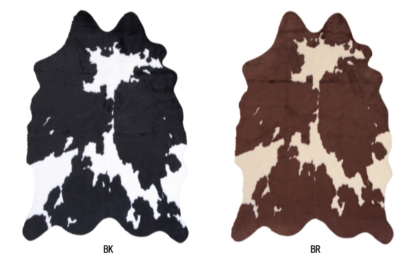 フェイクファーを使用した、カウ柄のラグマット