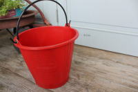 海外 バケツ ガーデニング