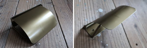 アイアンのカバーが特徴のシンプルなトイレットペーパーホルダー(cre55)