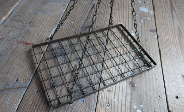 ディスプレイにおしゃれな　アイアン素材のハンキングハンガー