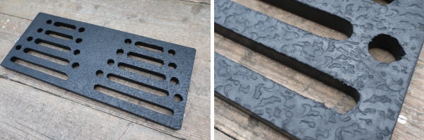 ラバー製で滑りにくく靴底の砂や泥など汚れを落とせる屋外用玄関マット