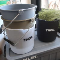THOR　のシンプルで使い勝手のいいラウンドバケツ
