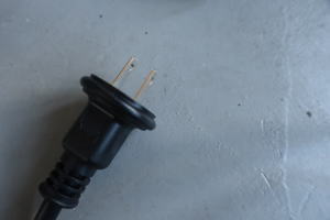 ショップで見かけるコンセント照明