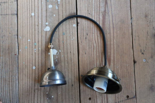 シンプルでアンティーク風なペンダント灯具の販売