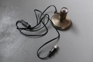 電球を楽しむデスクライト