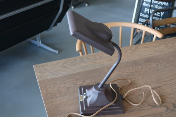 ジャンクなデスクライト