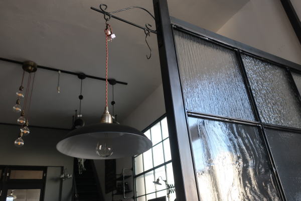 限定おしゃれなブラックライト