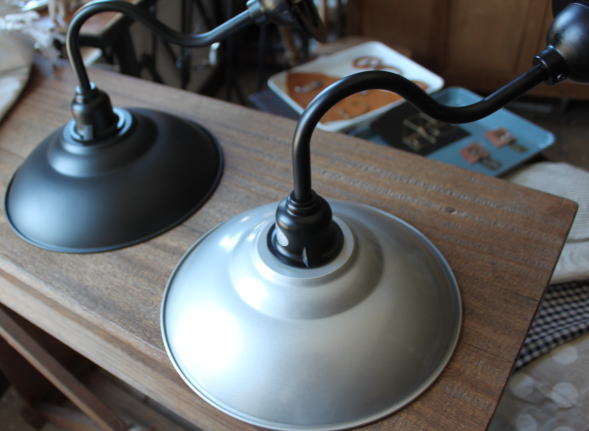 昭和レトロな壁付照明