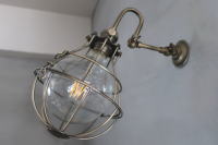 ガード付ライト インダストリアル ブラケット照明