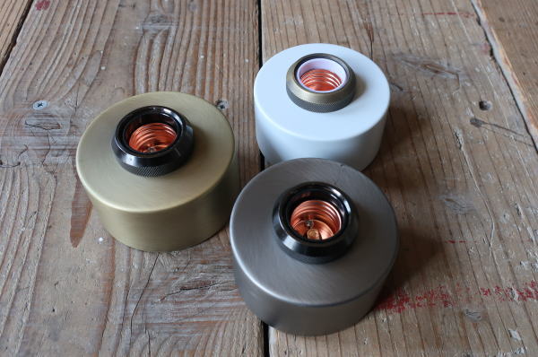 シーリングソケット灯具の全体イメージ,引っ掛けシーリング対応の照明パーツ