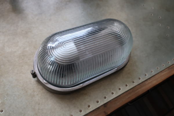 照明 インダストリアル