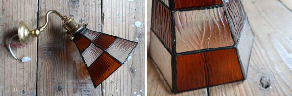 ステンドガラスの色と模様が美しい　可動式ステンドグラスランプブラケットライト