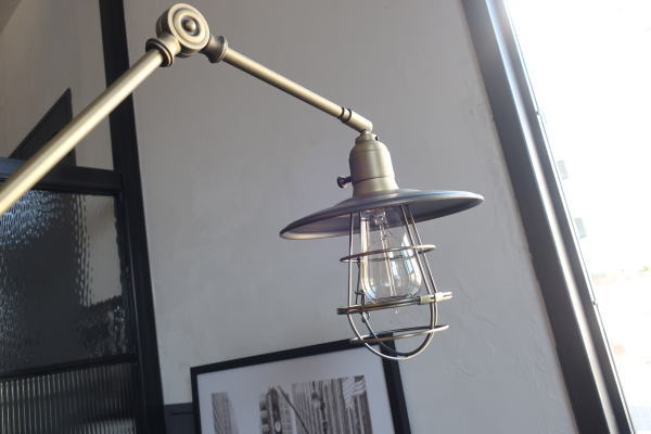 可動範囲が大きいおしゃれな壁付けライト