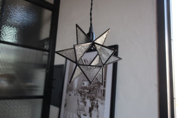 かわいいステンドグラスライト