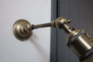 魅せるスポットライトを探す