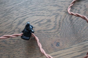 リビングやショップ空間を彩るおしゃれなガラスライト 