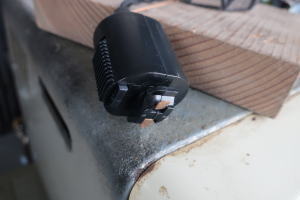 カフェテーブル上のペンダントライト