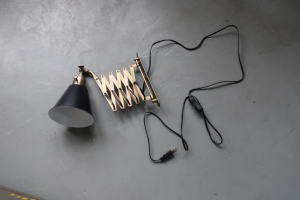 インダストリアルなスポットライト