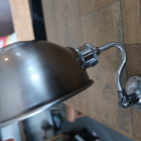 インダストリアルな雰囲気のドーム型メタルブラケットライト jrb230