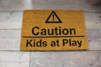 ナチュラル 玄関マット 小さな子供