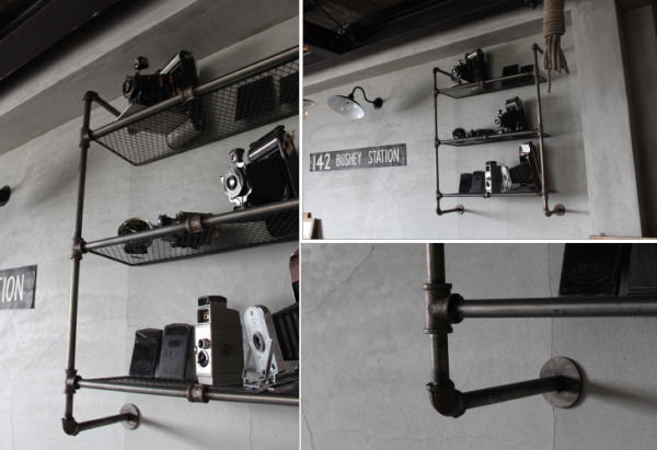 インダストリアルな収納インテリア