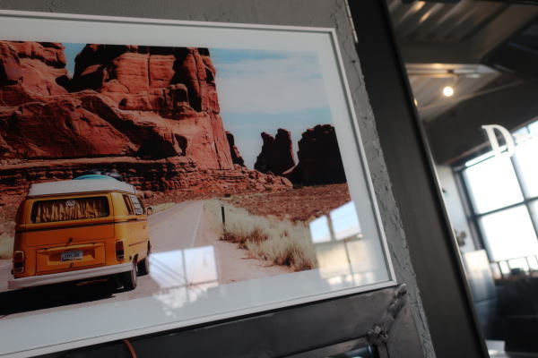 おしゃれなガラスフレームのポスター