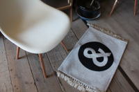 ラグをプレゼント