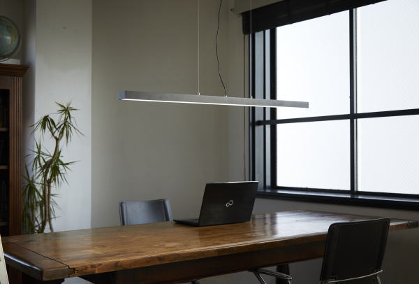 クールなデザインのＬＥＤ照明