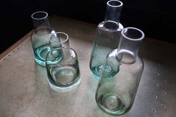 フラワーベース ガラス 花瓶