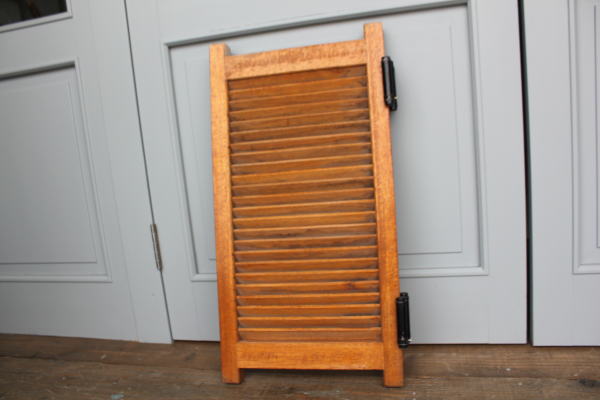 レトロ学校雨戸の販売