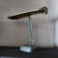 レトロデスクライト