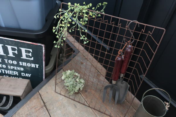 ジャンクガーデニングにお勧めな ワイヤーバスケット