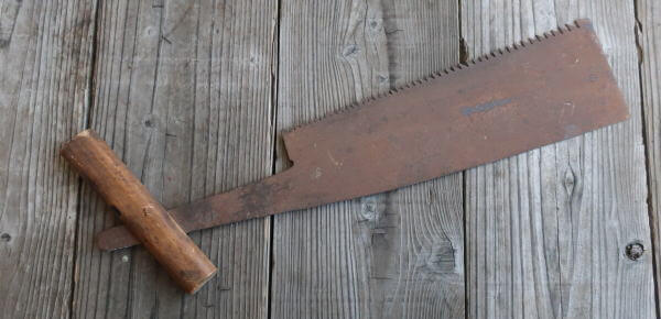 ジャンクガーデニングに取り入れたい　レトロノコギリの販売