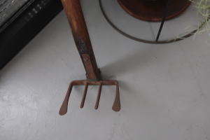 雰囲気ある庭つくりの小物