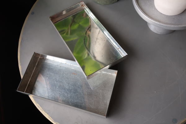 シャビーな素材感がオシャレな箱