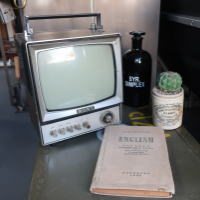 昭和インテリアのテレビ