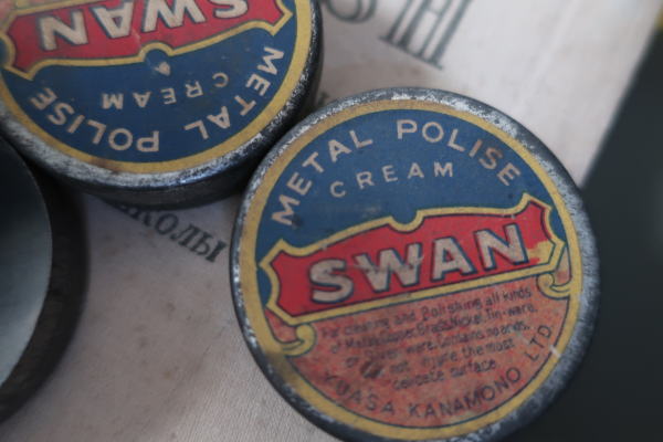 撮影やディスプレイに使いたい缶