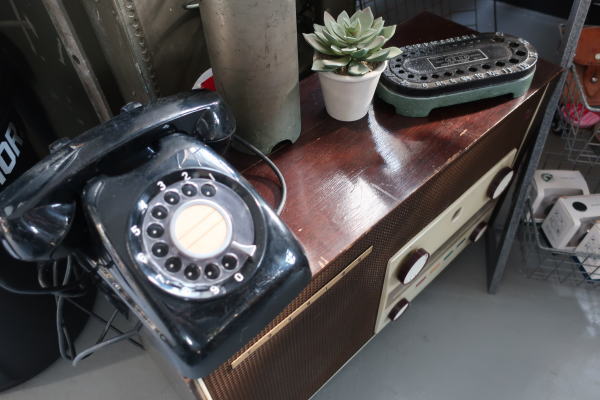 昭和黒電話の販売
