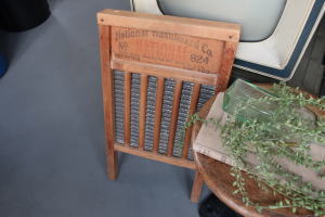 アンティークを飾る