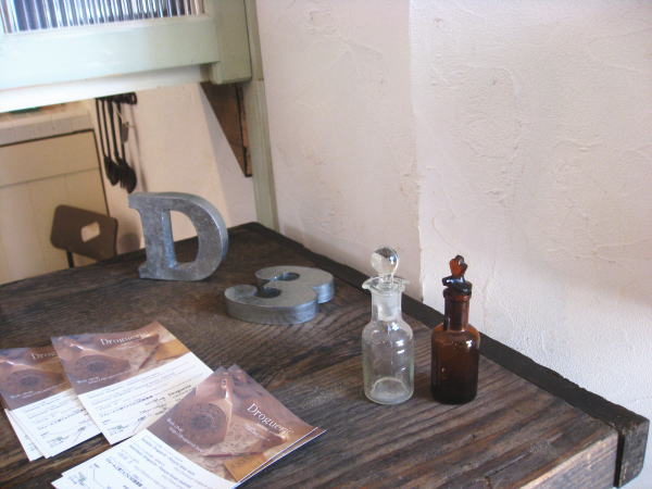 ��p�K���X �r ���g��