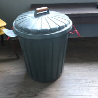 大人おしゃれなゴミ箱