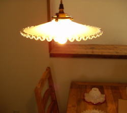 ミルクグラスシェ－ドライト