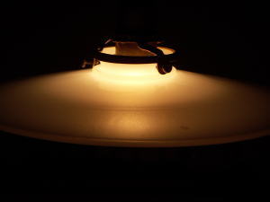 シンプルなガラスペンダントライト