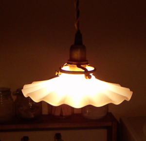 シェルデザインがかわいいガラス照明